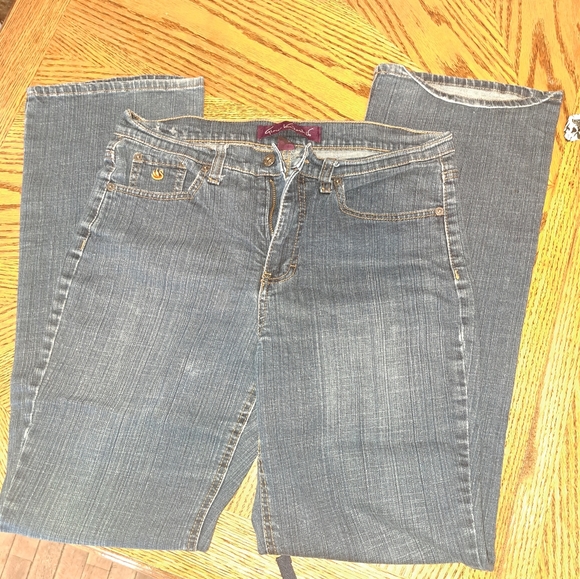 Gloria Vanderbilt Denim - Ladies Gloria Vanderbilt blue jeans size 10